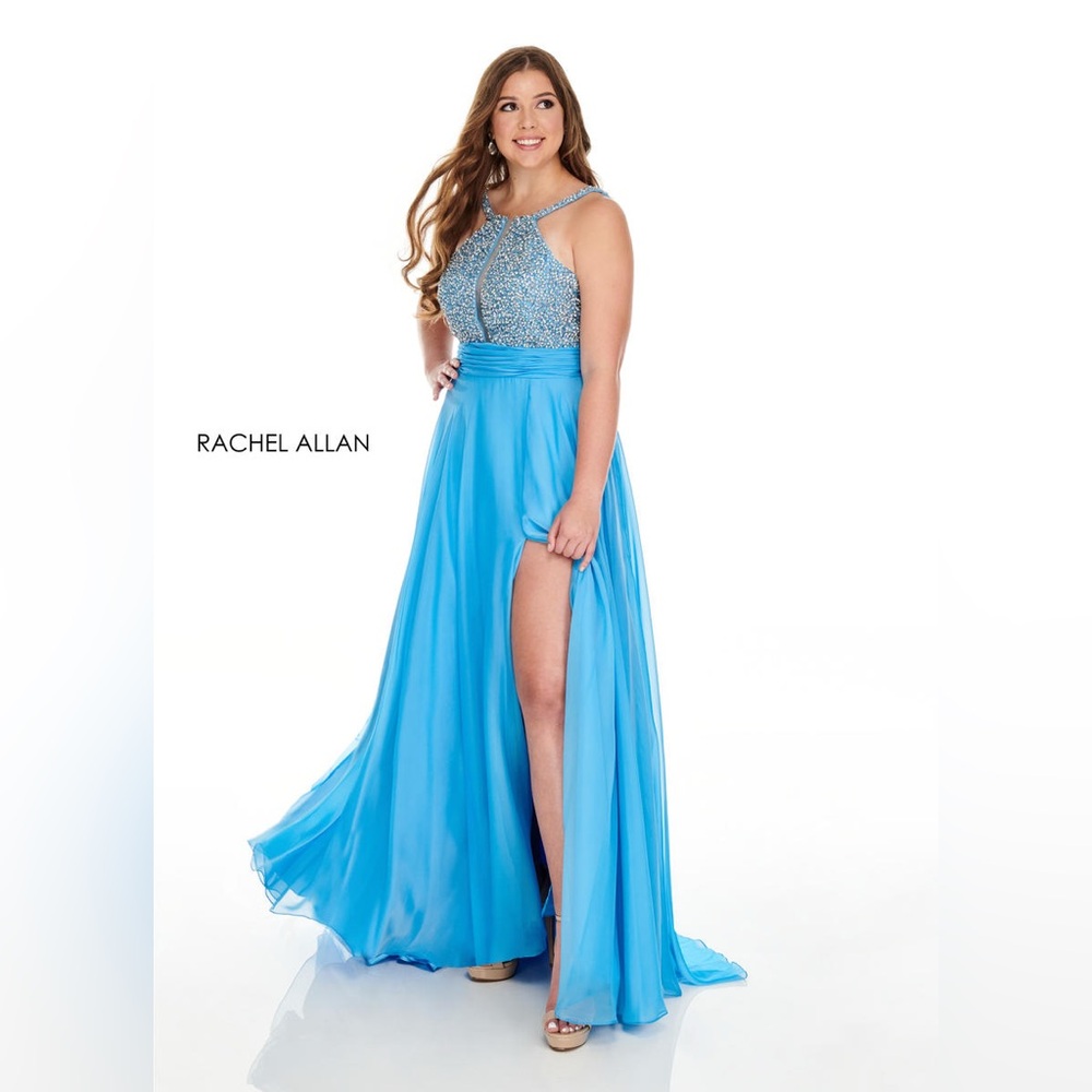 Elegant Marsala Evening Gown - Picture 4 of 4